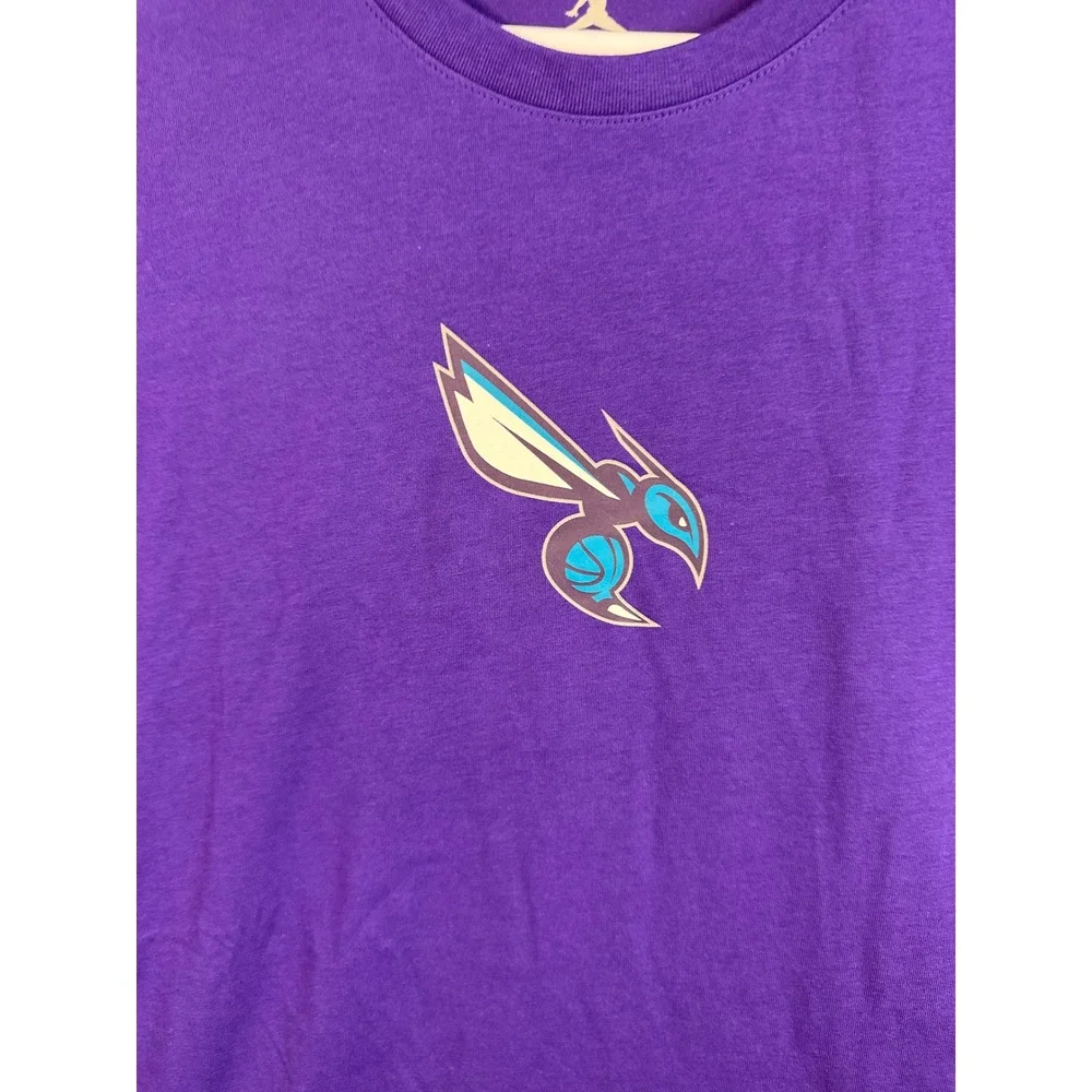Jordan‎ Charlotte Hornets NBA Purple Graphic T-Shirt Mens XXLT 811409-547 NEW